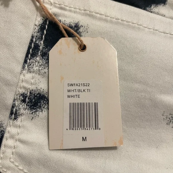 NWT Women’s Shyanne Black and White Tie Dye Print Jean Denim Mini Skirt Size M - Picture 6 of 10